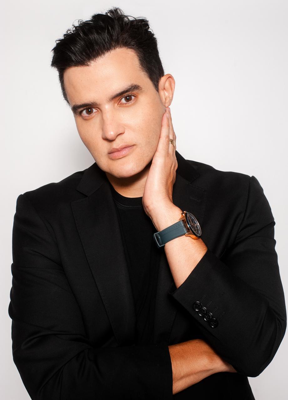 Dr. Leonardo Bianchini em retrato profissional